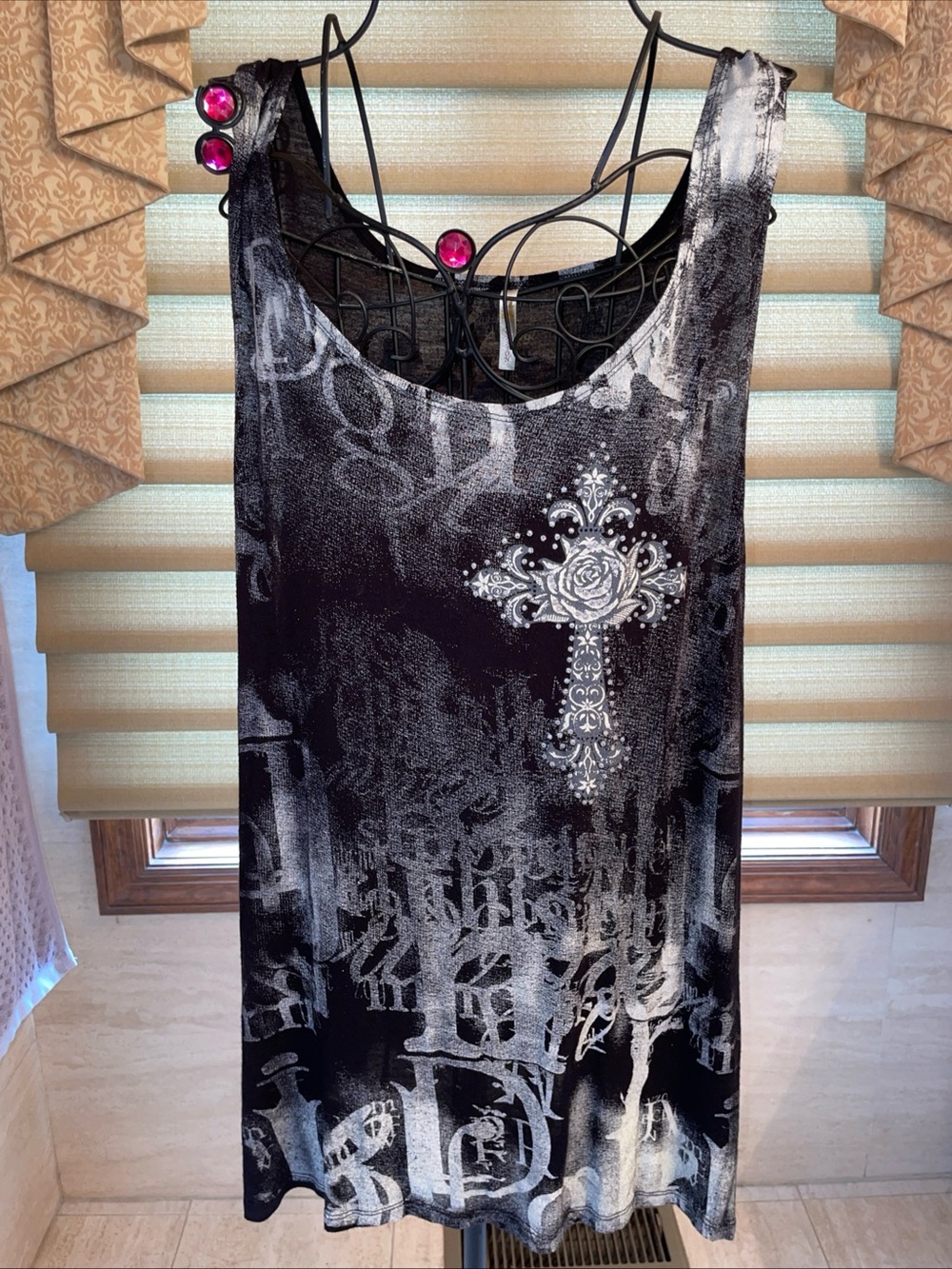 Women’s Black Stretch Y2K Bedazzled Cross Ocasion Brand Tank Top Shirt Size 3X